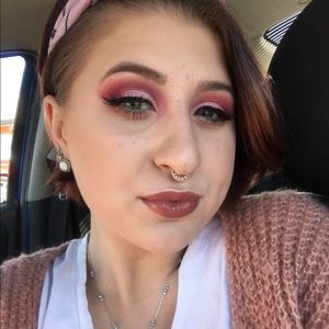 Meet your Posher, Taylor